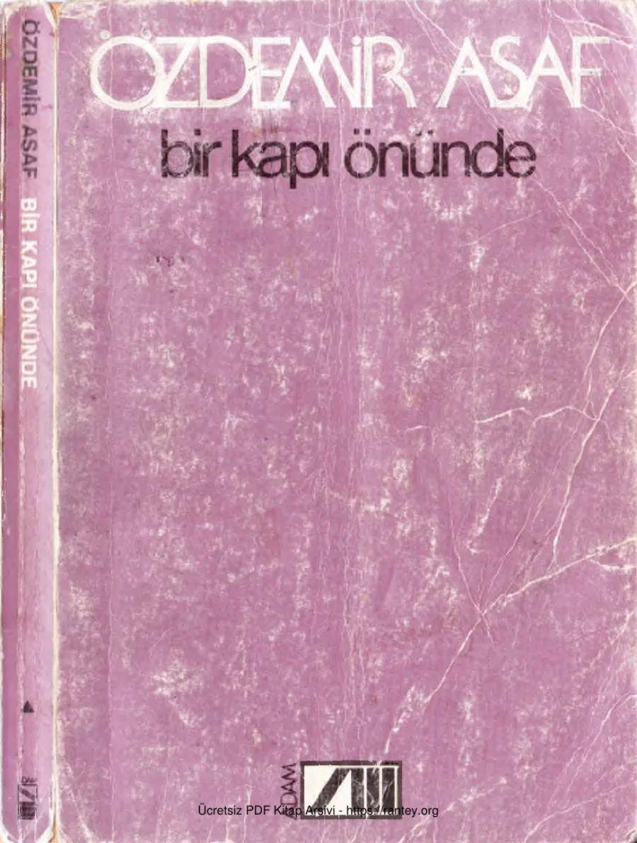 Bir Kapı Önünde kapak görseli