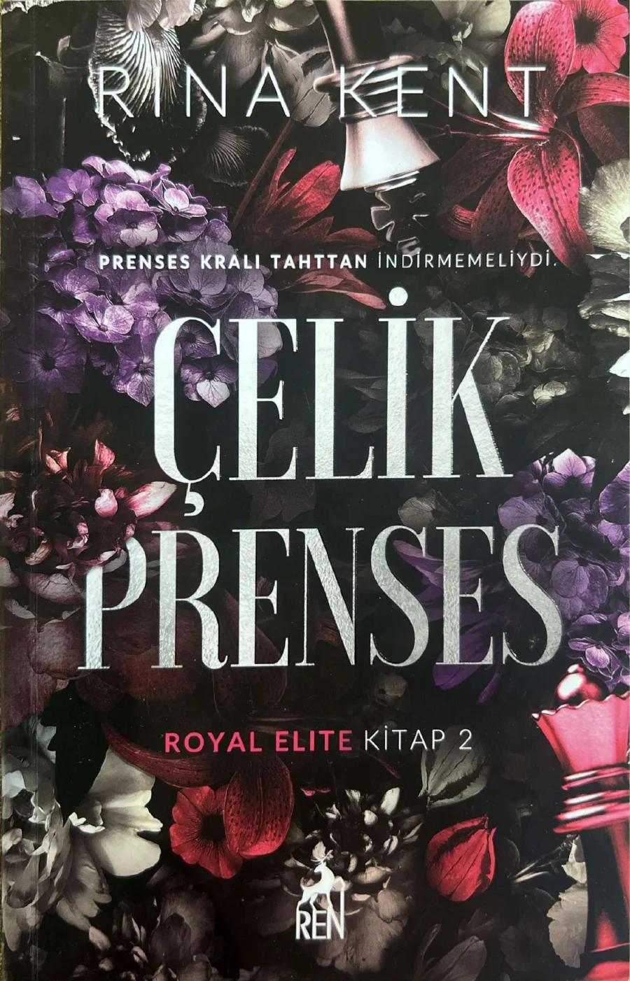 Çelik Prenses kapak görseli