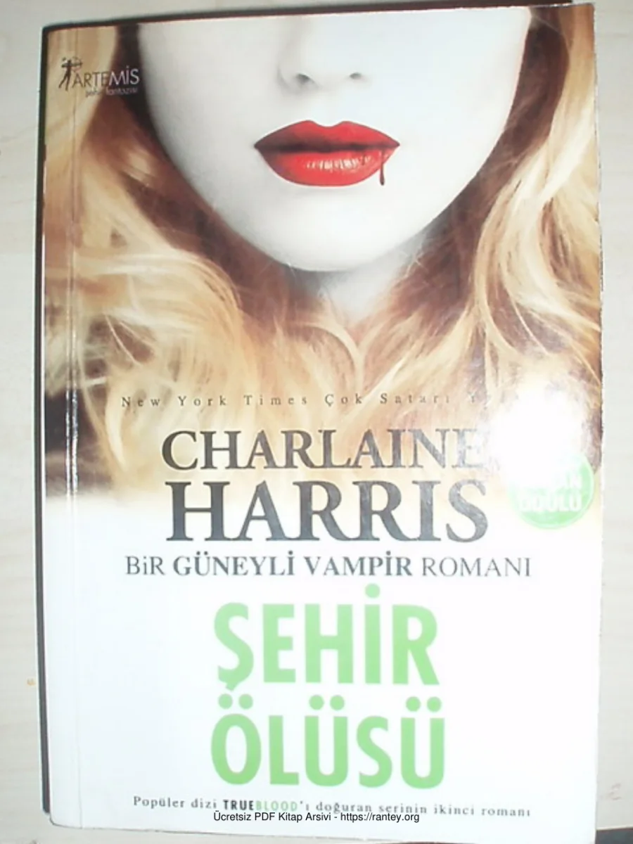 Charlaine Harris kapak görseli