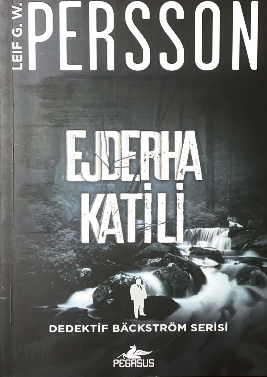 Ejderha Katili kapak görseli