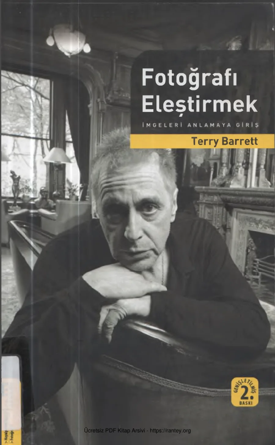 Fotoğrafı Eleştirmek kapak görseli