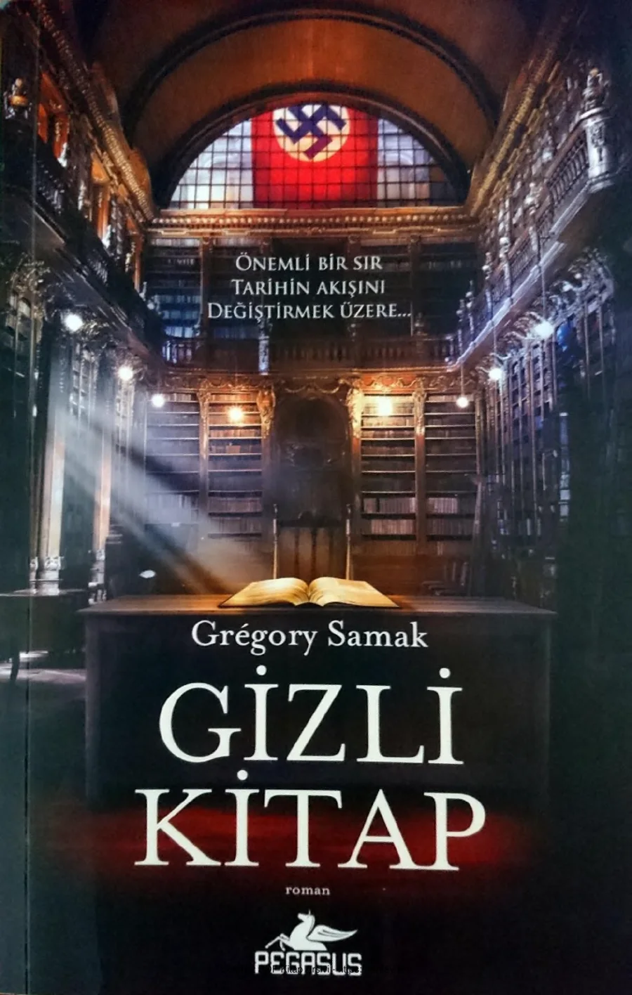 Gizli Kitap kapak görseli