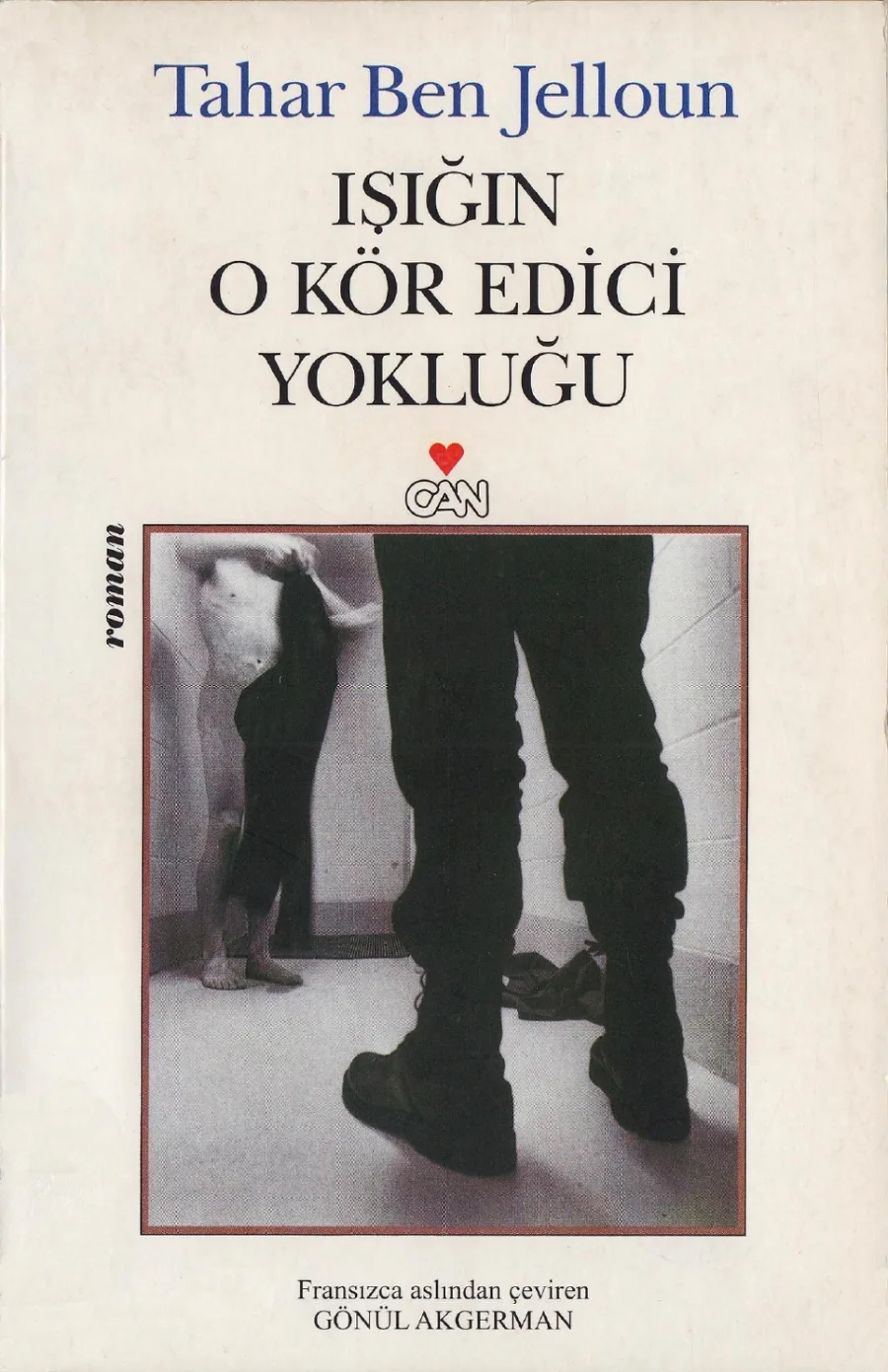 Işığın O Kör Edici Yokluğu kapak görseli