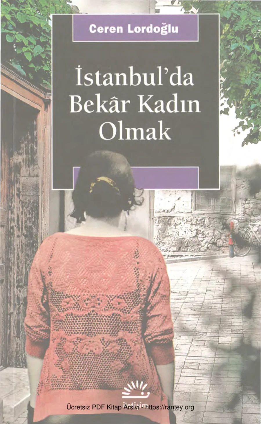 İstanbul'da Bekâr Kadın Olmak kapak görseli
