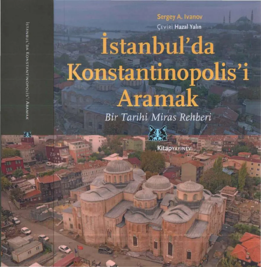 İstanbulda Konstantinopolisi Aramak kitap kapağı