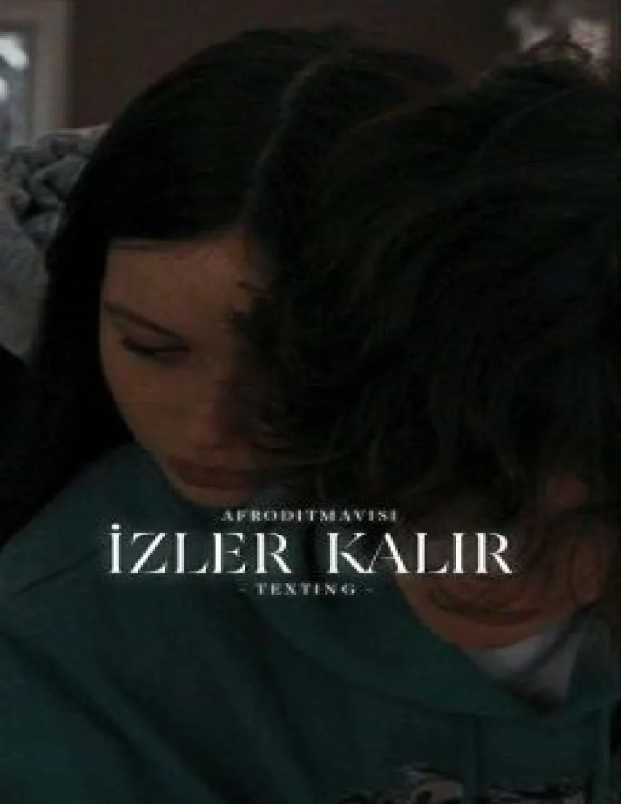 İzler Kalır kapak görseli