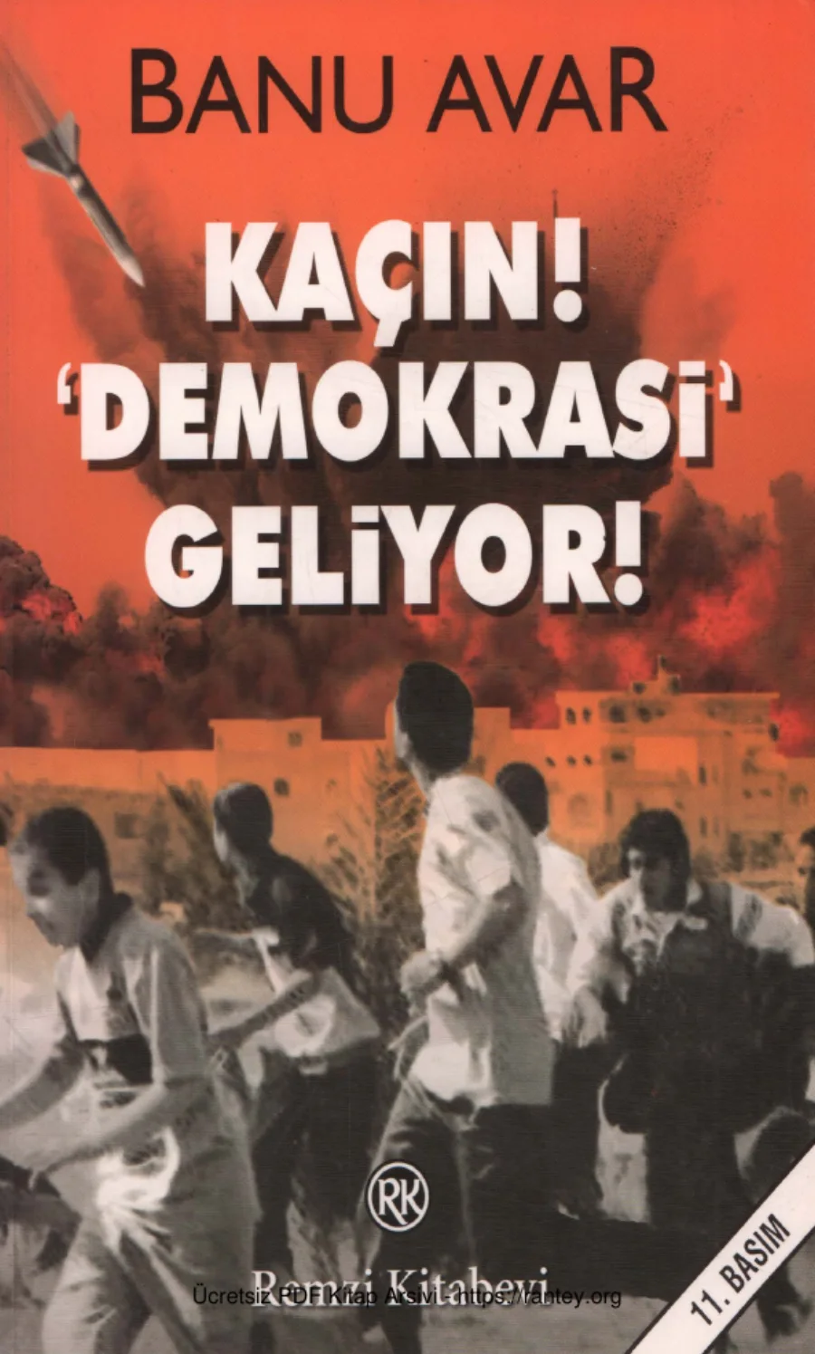 Kaçın Demokrasi Geliyor kapak görseli