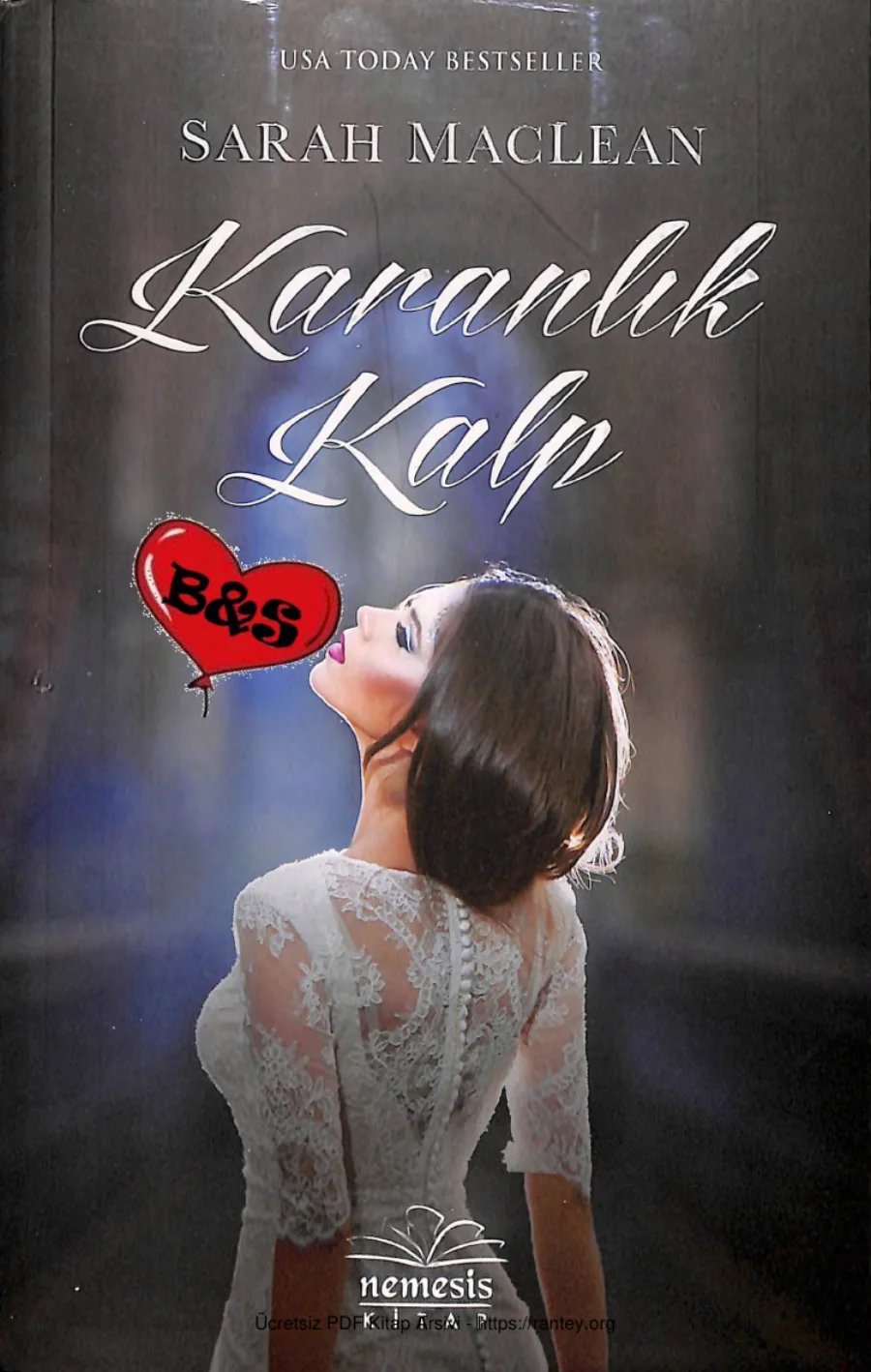 Karanlık Kalp kapak görseli