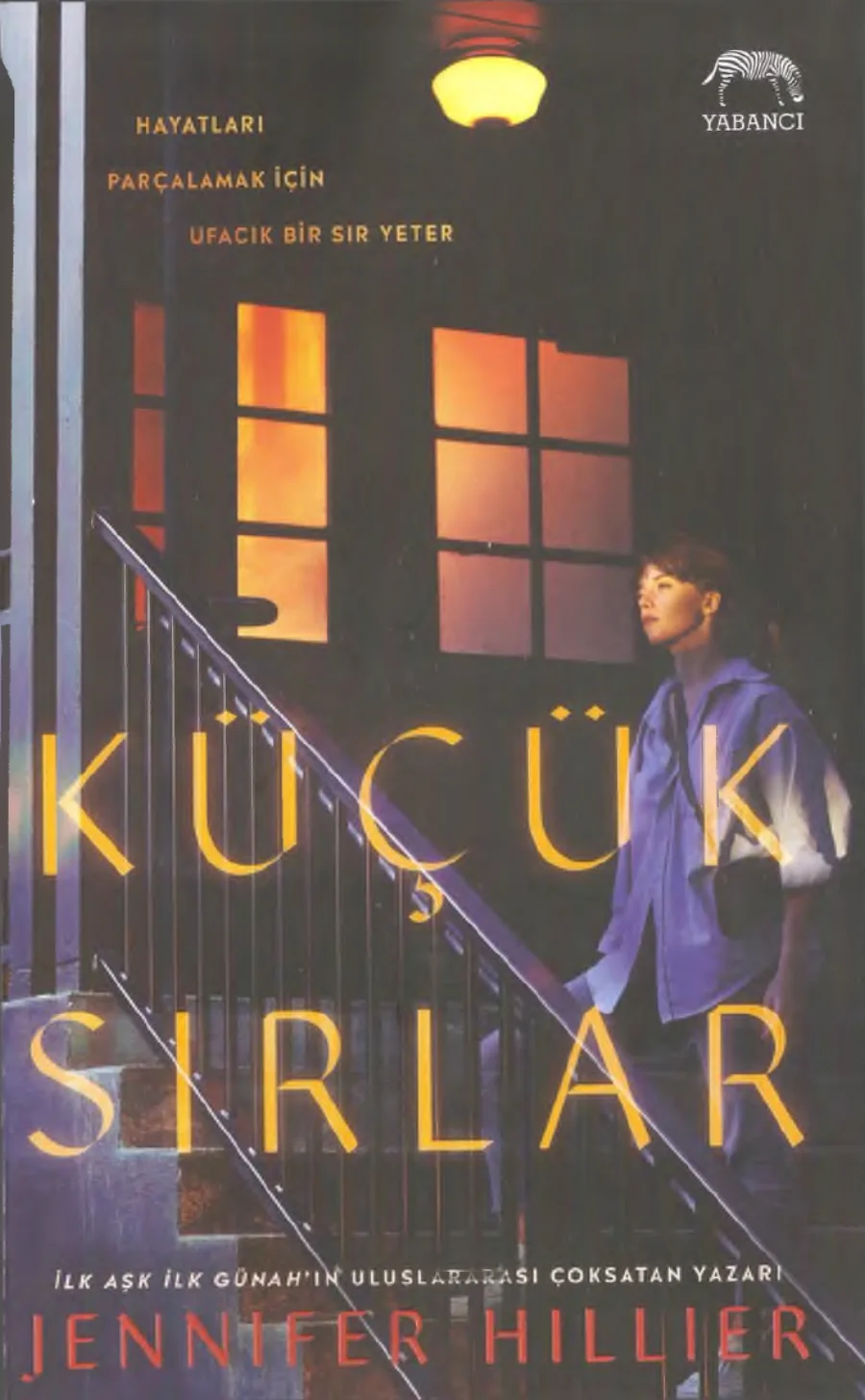 Küçük Sırlar kapak görseli