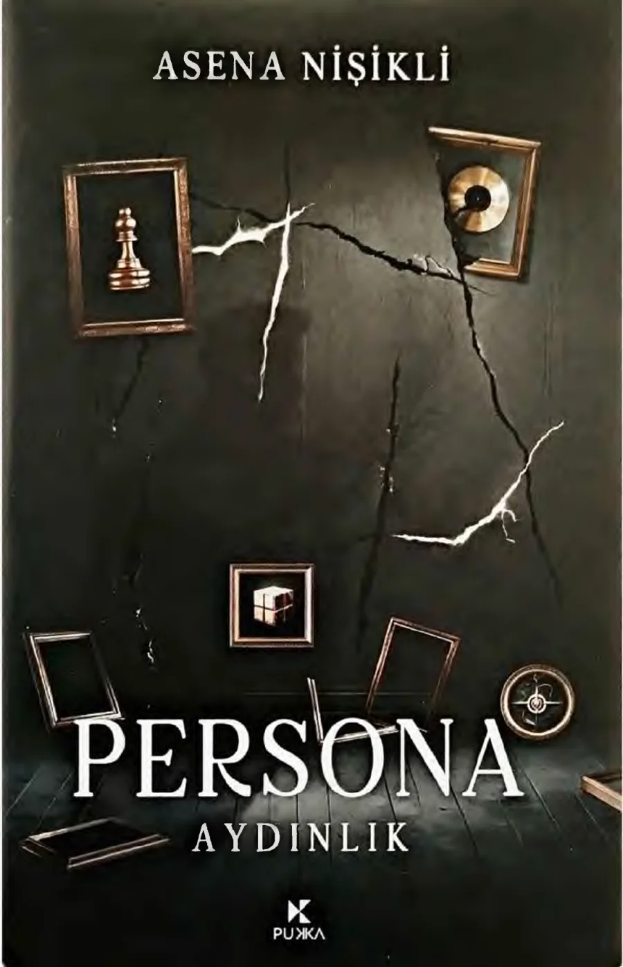 Persona 2 Aydınlık N kitap kapağı