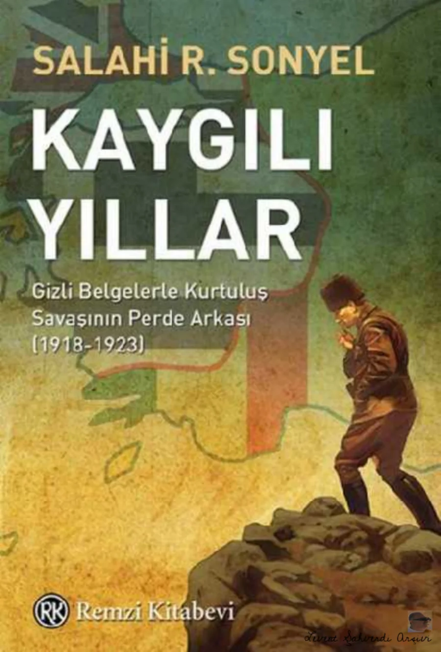 Salahi R Sonyel Kaygılı Yıllar kapak görseli