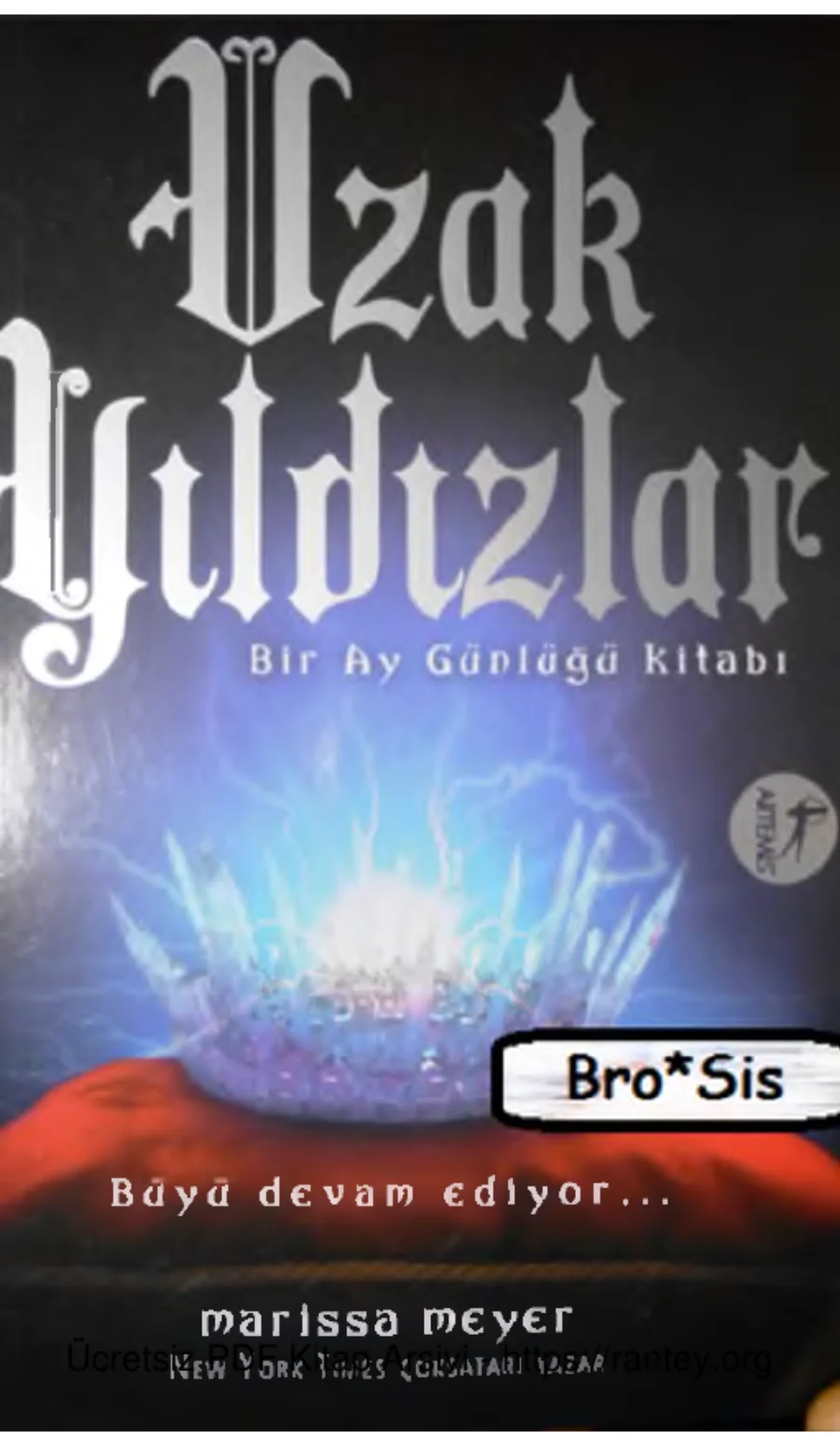 Uzak Yıldızlar kapak görseli