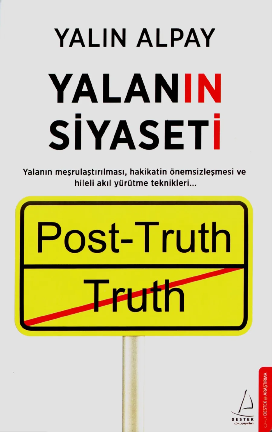 Yalanın Siyaseti kapak görseli