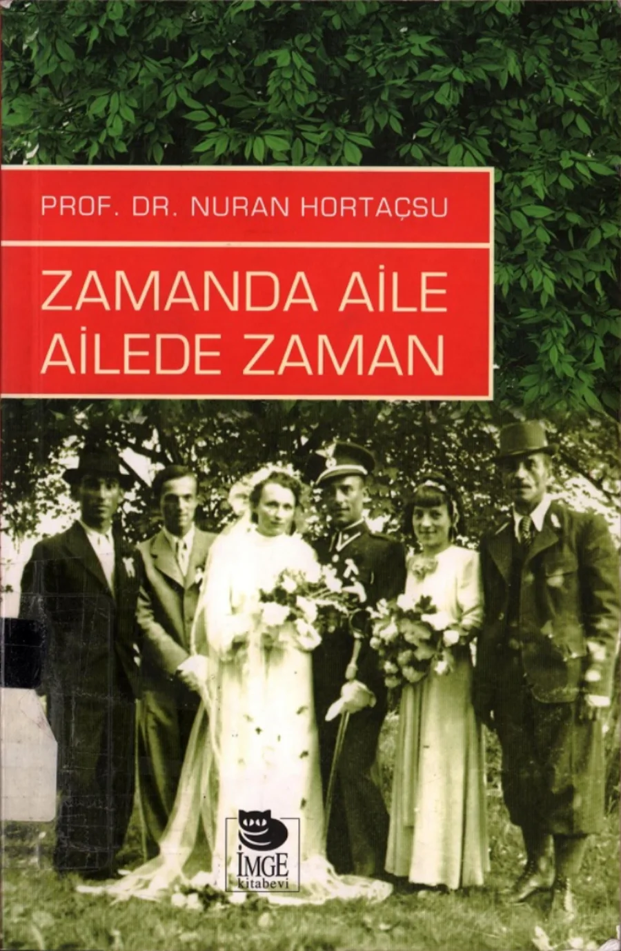 Zamanda Aile Ailede Zaman kapak görseli